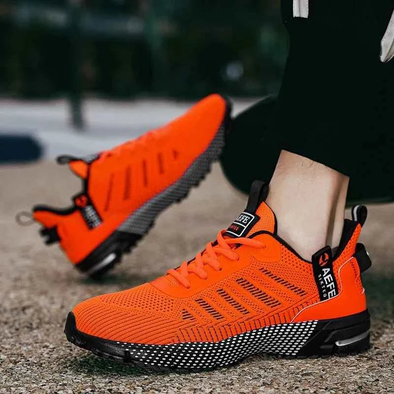 Lightweight Breathable Men's Sneakers for Casual Outdoor Walking