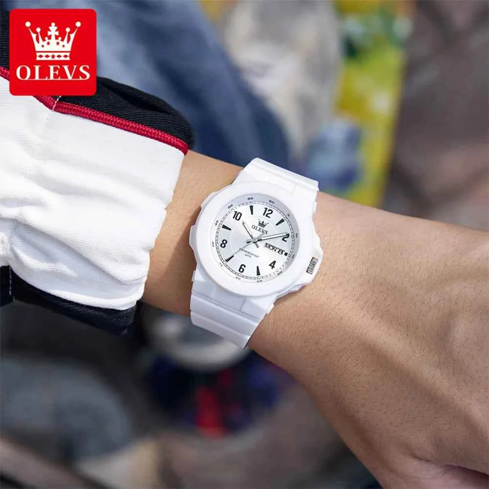 OLEVS 5681 Quartz Watch Digital Simplicity Student Watch Fashion Silicone Strap High Hardness Glass Waterproof Sports Men Watch