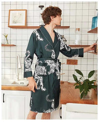 Men Silk Satin Golden Dragon Dressing Gown Knee Length Kimono Robe.